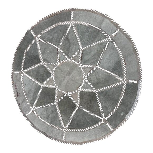 Round Cowhide Patchwork Rug 46" Texas Star Statement Piece Living Room Bedroom - Picture 6 of 7